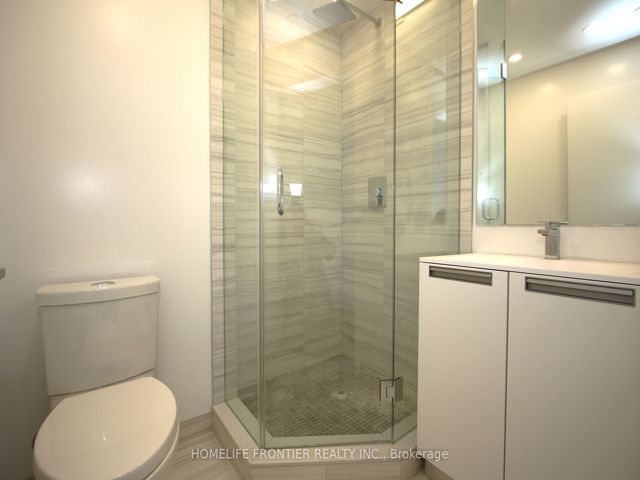 416 - 160 Kingsway Cres