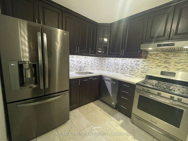 115 - 16 Litchfield Crt