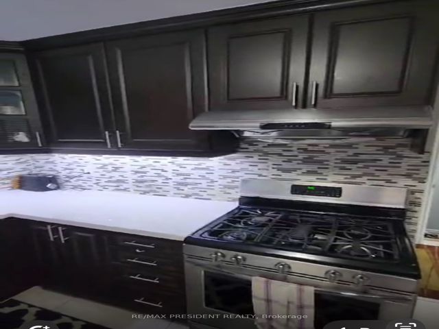 115 - 16 Litchfield Crt