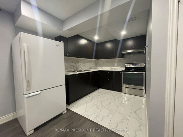 115 - 16 Litchfield Crt