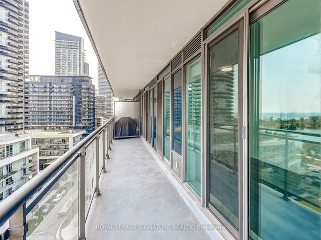 1211 - 2121 Lake Shore Blvd W