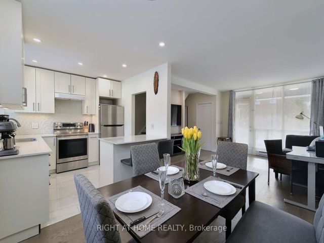 888 - 34 Tandridge Cres