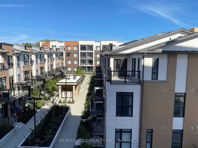 302 - 160 Canon Jackson Dr