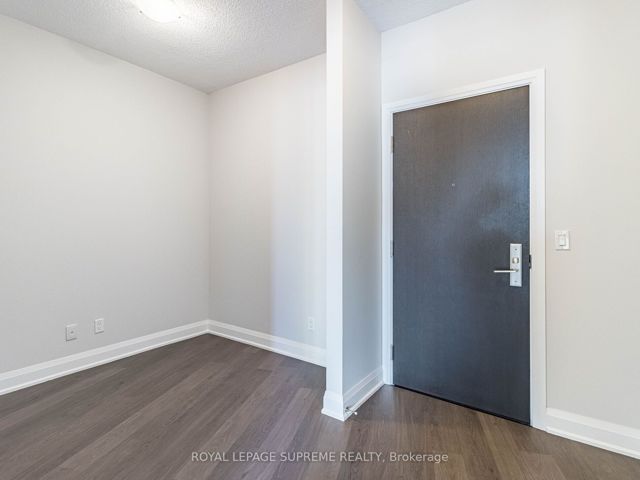 607 - 25 Fontenay Crt