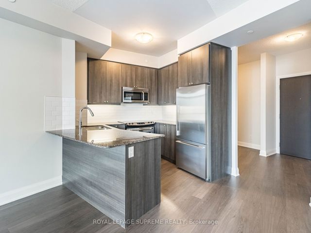 607 - 25 Fontenay Crt