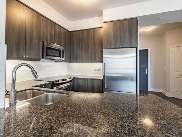 607 - 25 Fontenay Crt