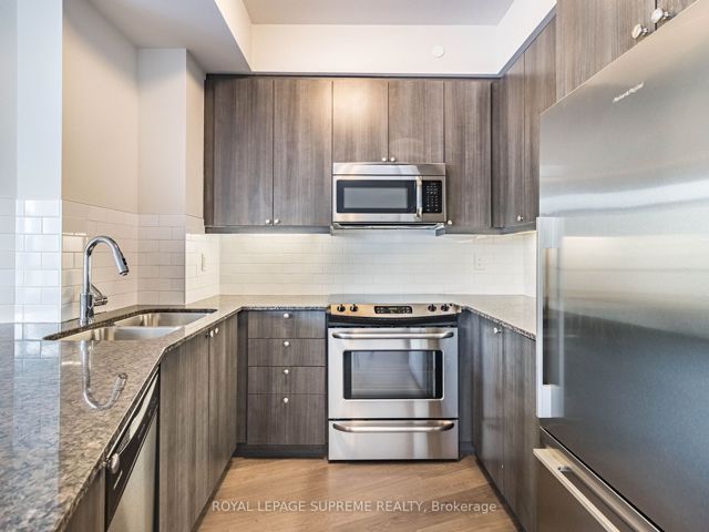 607 - 25 Fontenay Crt