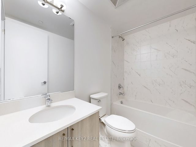 626 - 556 Marlee Ave