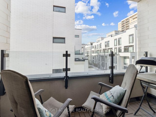 415 - 130 Widdicombe Hill Blvd W