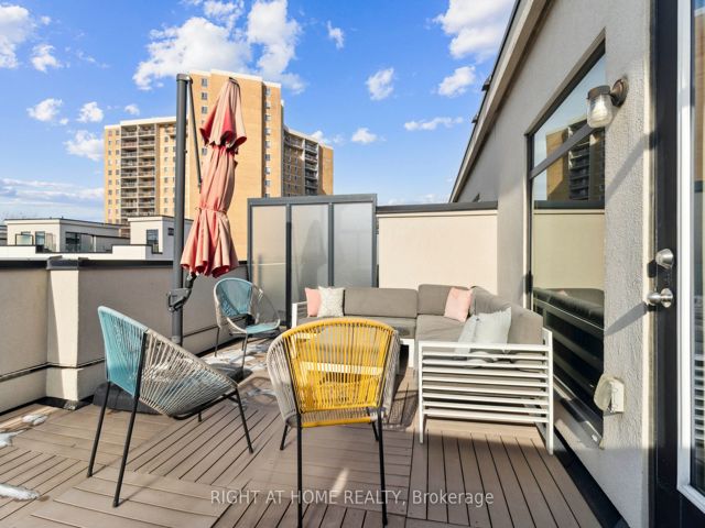 415 - 130 Widdicombe Hill Blvd W
