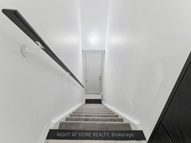 415 - 130 Widdicombe Hill Blvd W