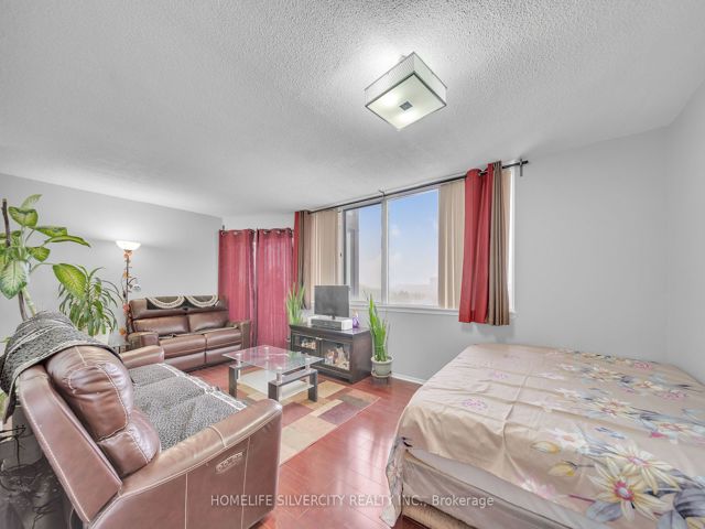 801 - 21 Markbrook Lane