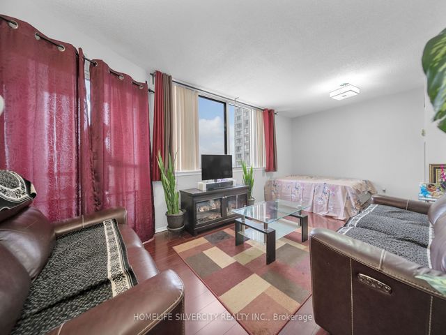 801 - 21 Markbrook Lane