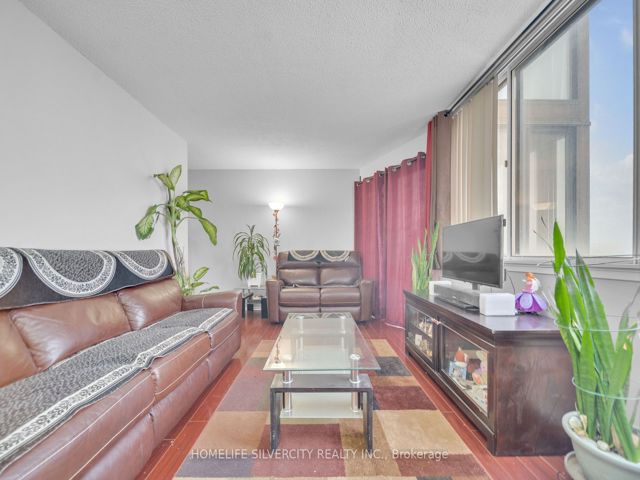 801 - 21 Markbrook Lane