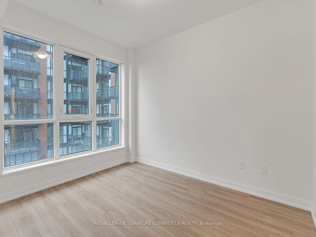 419 - 2300 St. Clair Ave W
