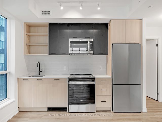 419 - 2300 St. Clair Ave W