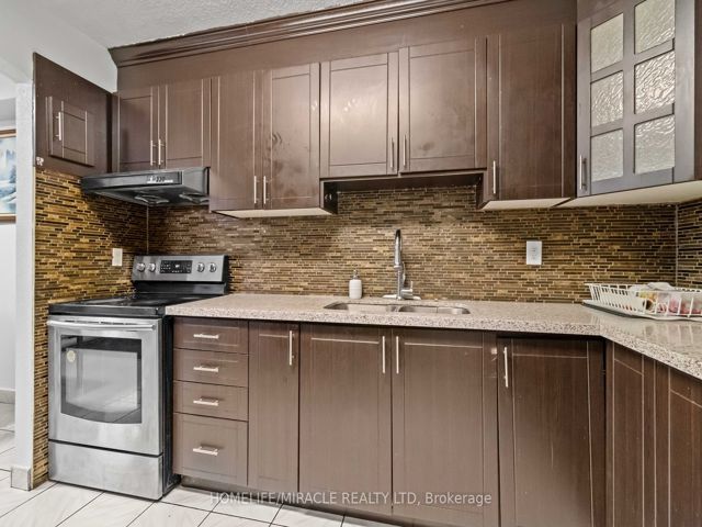 605 - 49 Silverstone Dr