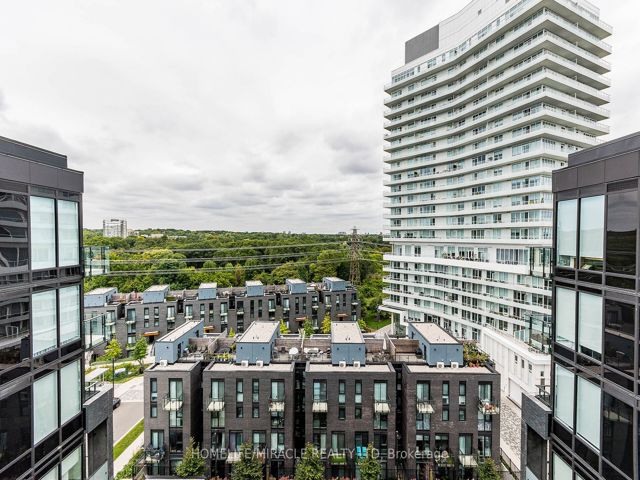 815 - 4208 Dundas St W