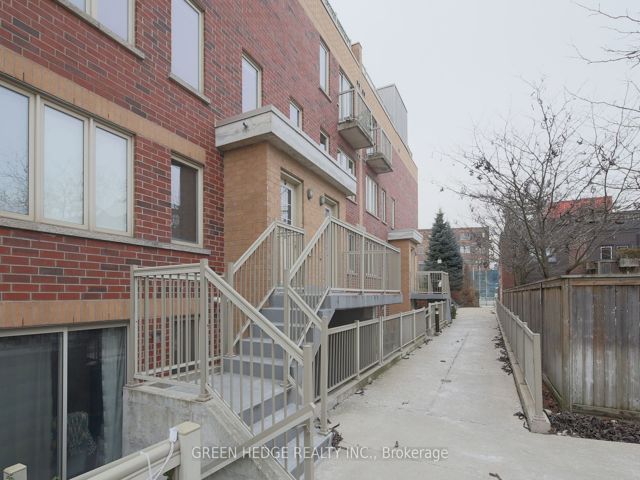 218 - 20 Elsie Lane