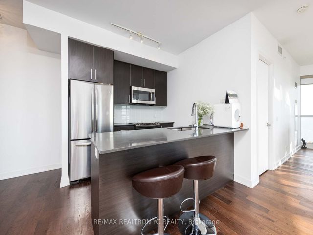 3203 - 2212 Lake Shore Blvd W