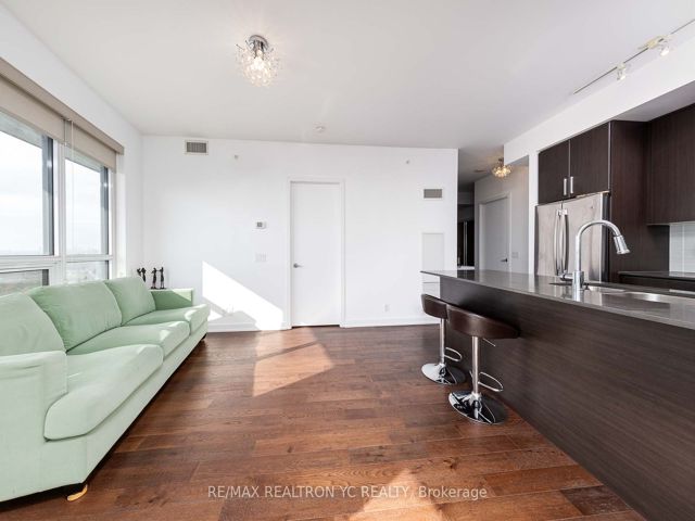 3203 - 2212 Lake Shore Blvd W