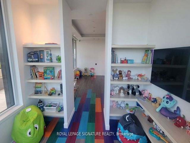 4015 - 1926 Lake Shore Blvd W