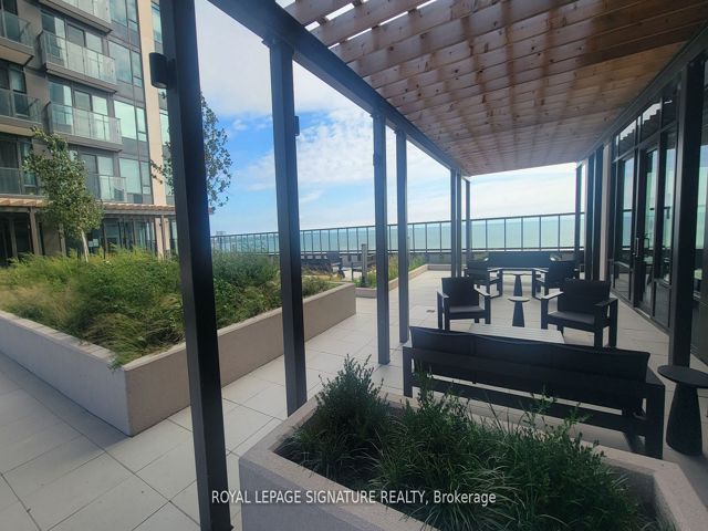 4015 - 1926 Lake Shore Blvd W