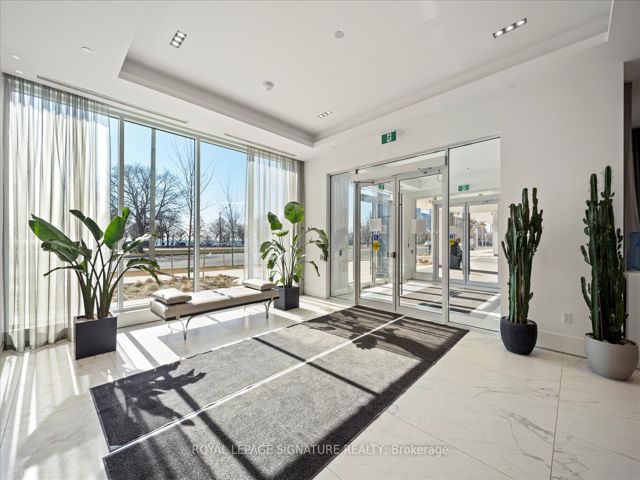 4015 - 1926 Lake Shore Blvd W