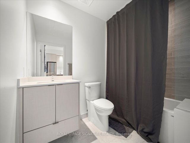 4015 - 1926 Lake Shore Blvd W