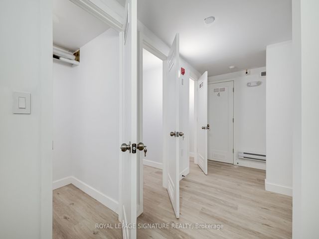 3 - 3039 Dundas St W