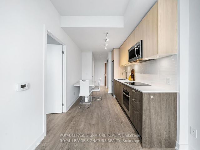 2115 - 1928 Lake Shore Blvd W