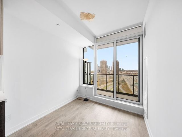 2115 - 1928 Lake Shore Blvd W