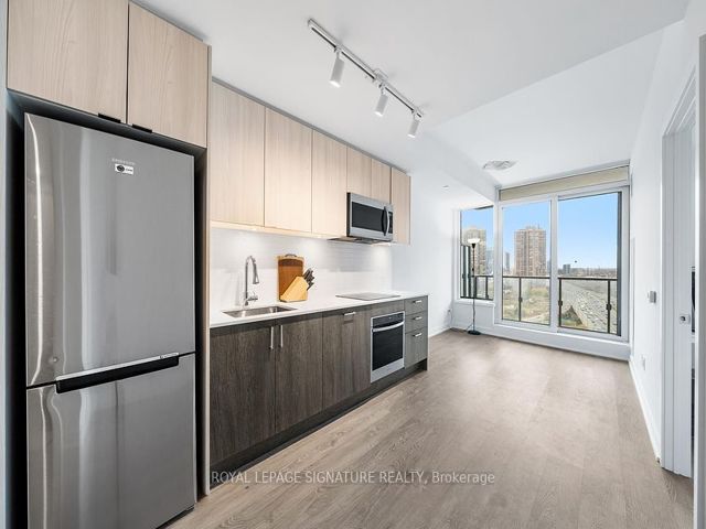 2115 - 1928 Lake Shore Blvd W