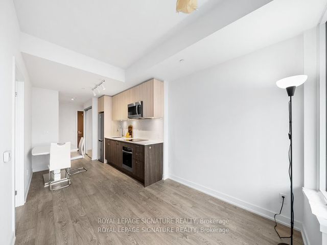 2115 - 1928 Lake Shore Blvd W