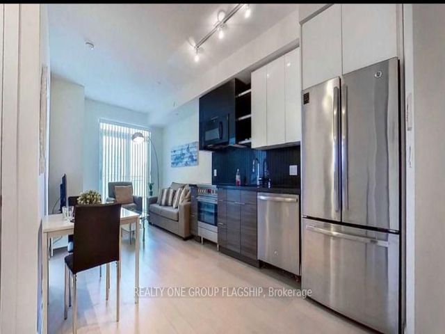 2307 - 33 Shore Breeze Dr