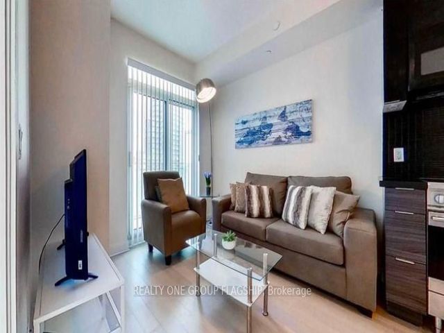 2307 - 33 Shore Breeze Dr