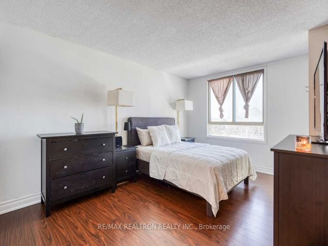 204 - 41 Markbrook Lane