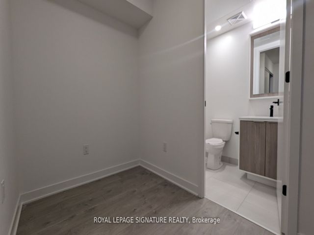 408 - 36 Zorra St