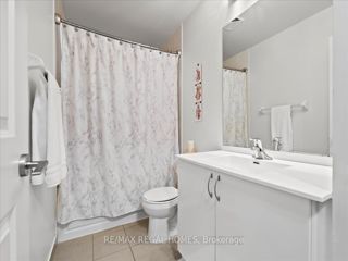 712 - 39 Annie Craig Dr