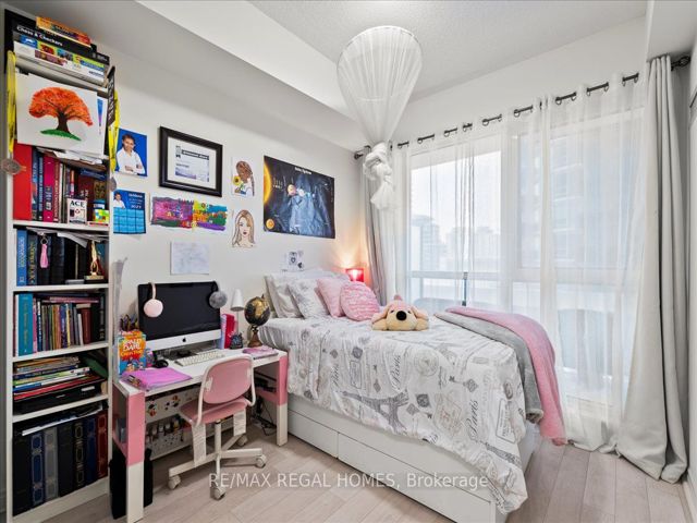 712 - 39 Annie Craig Dr