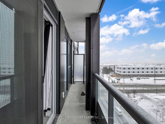 830 - 1100 Sheppard Ave W