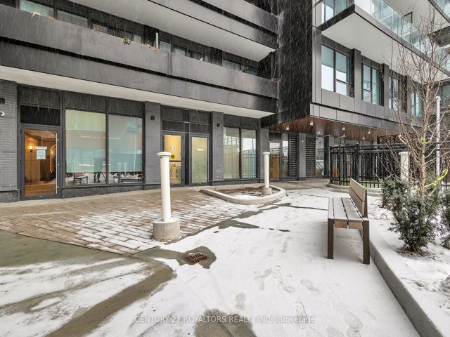 830 - 1100 Sheppard Ave W