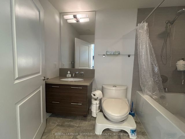 3006 - 33 Shore Breeze Dr