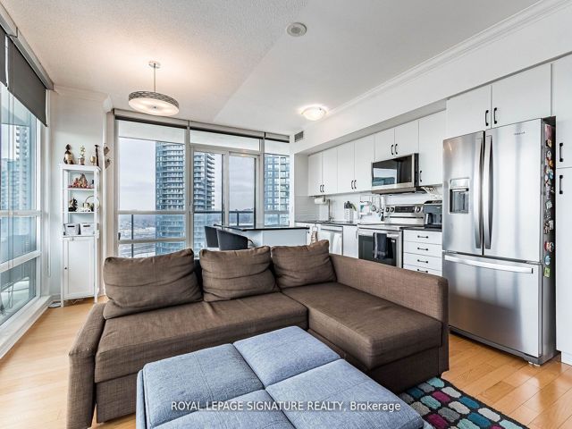 2104 - 15 Legion Rd