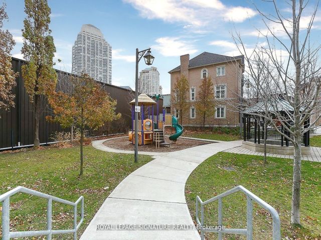 2104 - 15 Legion Rd
