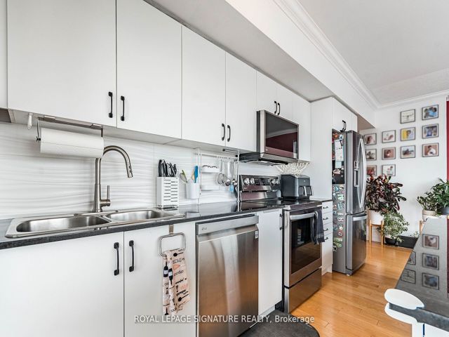 2104 - 15 Legion Rd