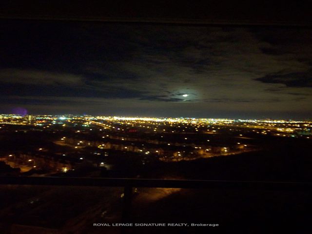2104 - 15 Legion Rd