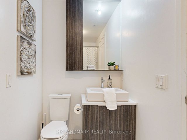 401 - 110 Marine Parade Dr
