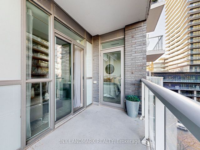 401 - 110 Marine Parade Dr