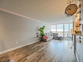 511 - 5 Rowntree Rd